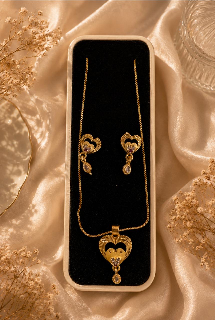 Gold Open Heart Locket Set |